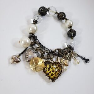 COPY - Betsey Johnson lucite heart charm bracelet